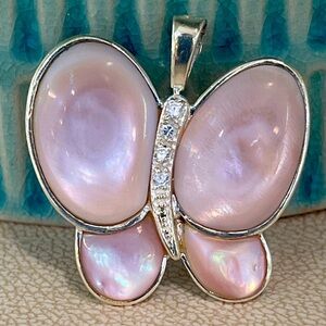 Butterfly GENUINE mother of pearl pendant/pin in solid sterling silver 925